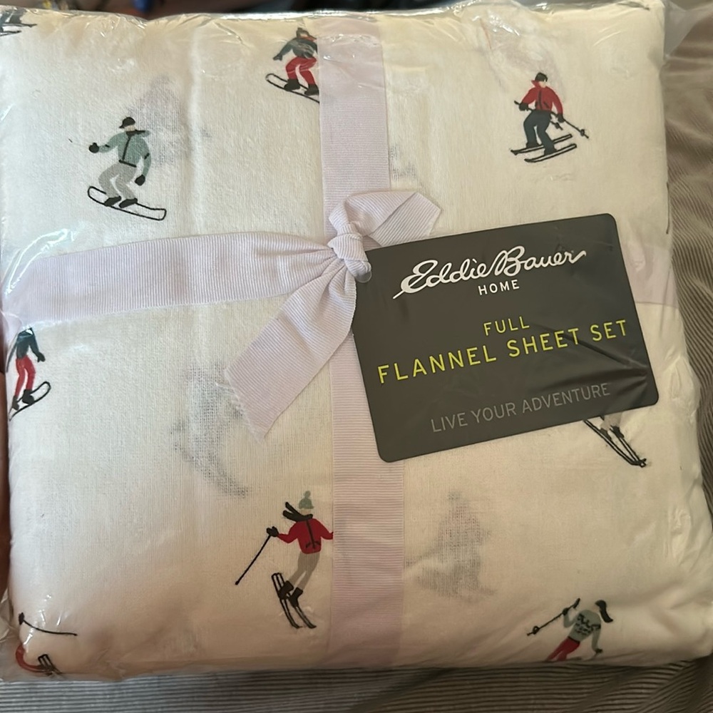 Eddie Bauer full flannel sheet set